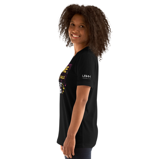 Love Never Fails Live It Loud Women's T-Shirt